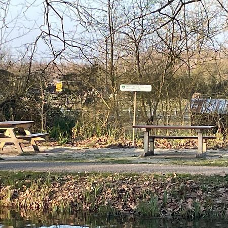 Gite Le Bois De Montpouillan Марманд Екстериор снимка