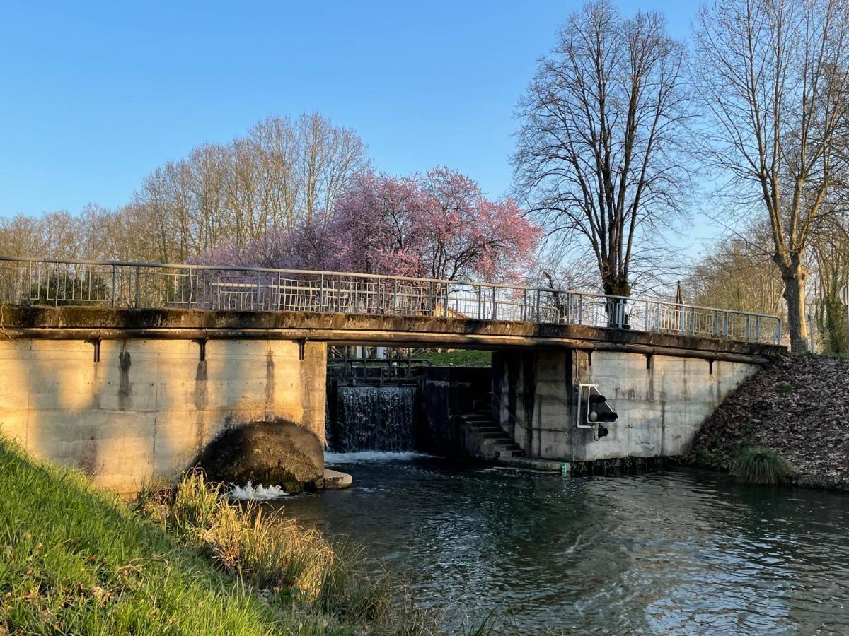 Gite Le Bois De Montpouillan Марманд Екстериор снимка