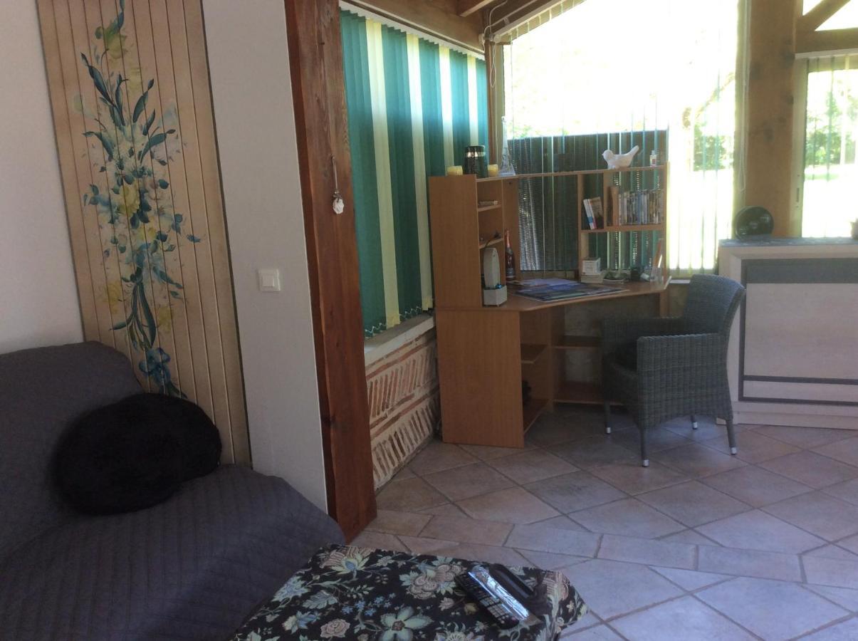 Gite Le Bois De Montpouillan Марманд Екстериор снимка